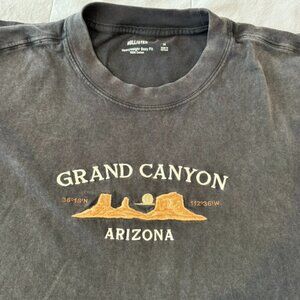 Men's Hollister Grand Canyon Tee Shirt, Faded Black, M